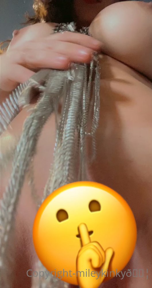 Preview image for miley kinky 
