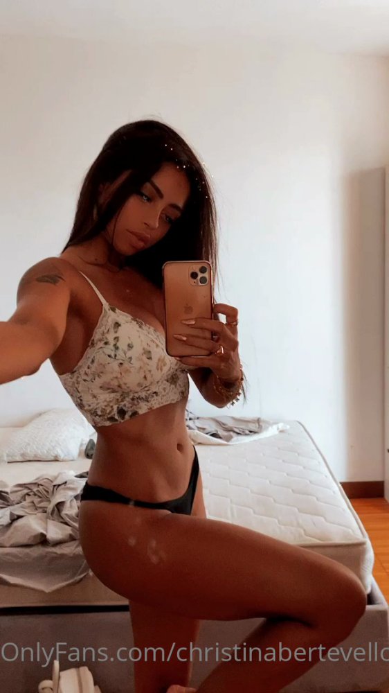 Preview image for cb - ladyleak.com