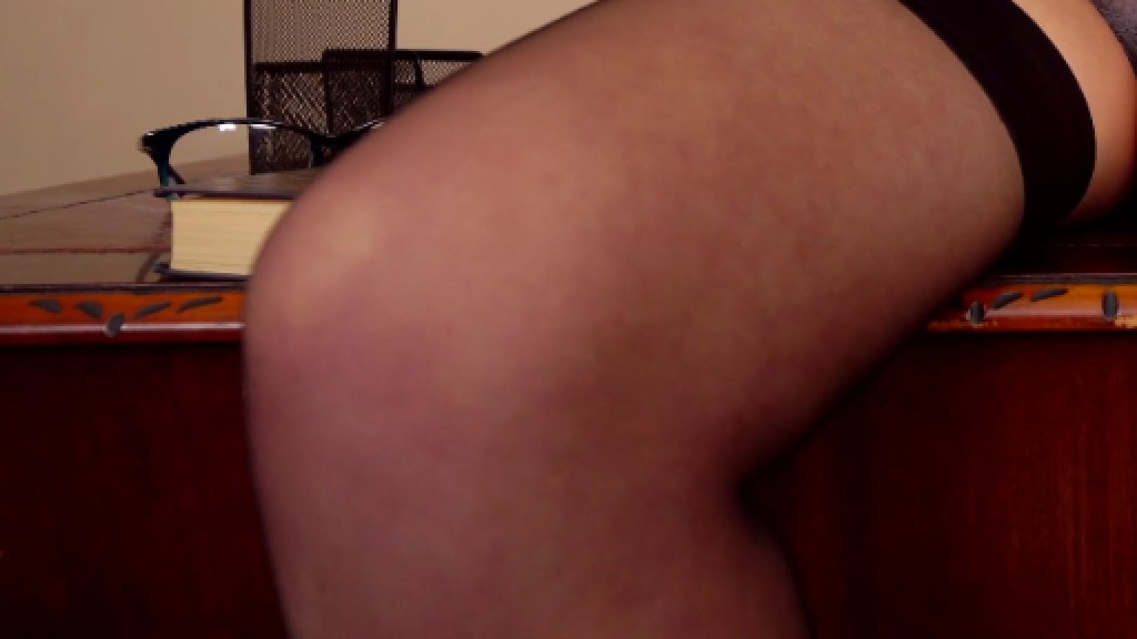 Preview image for upskirt jerk 2