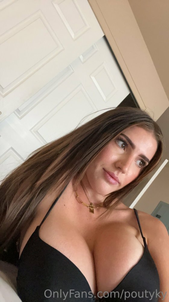 Preview image for poutykylee fap4lm.com