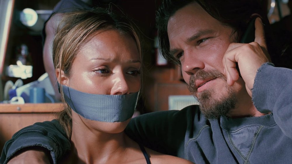 Preview image for jessica alba - into the blue (seemore) screencaps