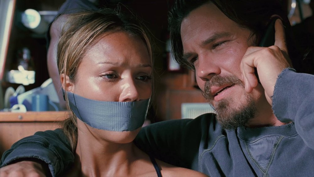 Preview image for jessica alba - into the blue (seemore) screencaps