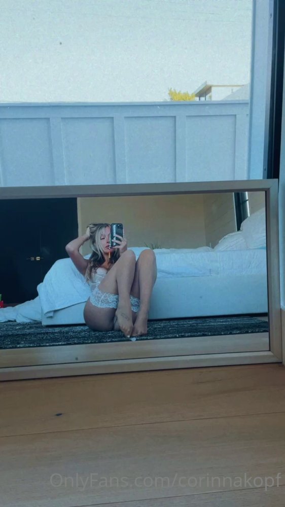 Preview image for corinnakopf 