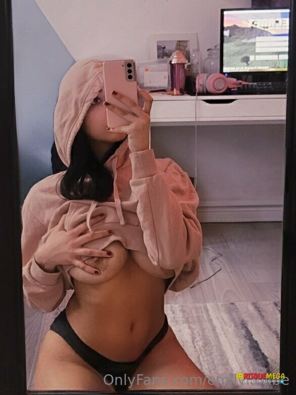 Preview image for emilykbabe (Ezoh)