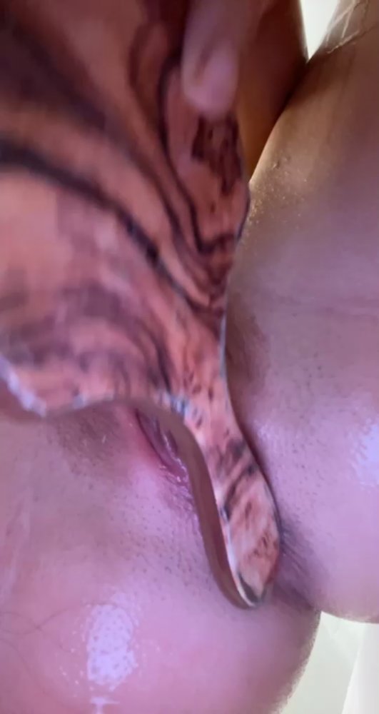 Preview image for rachel_mann347 @onlyfansisleaked on tg